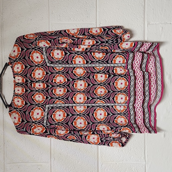 Crown & Ivy 3/4 Sleeve Blouse - Picture 2 of 3